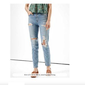 NWT AE Ripped Mom Jean